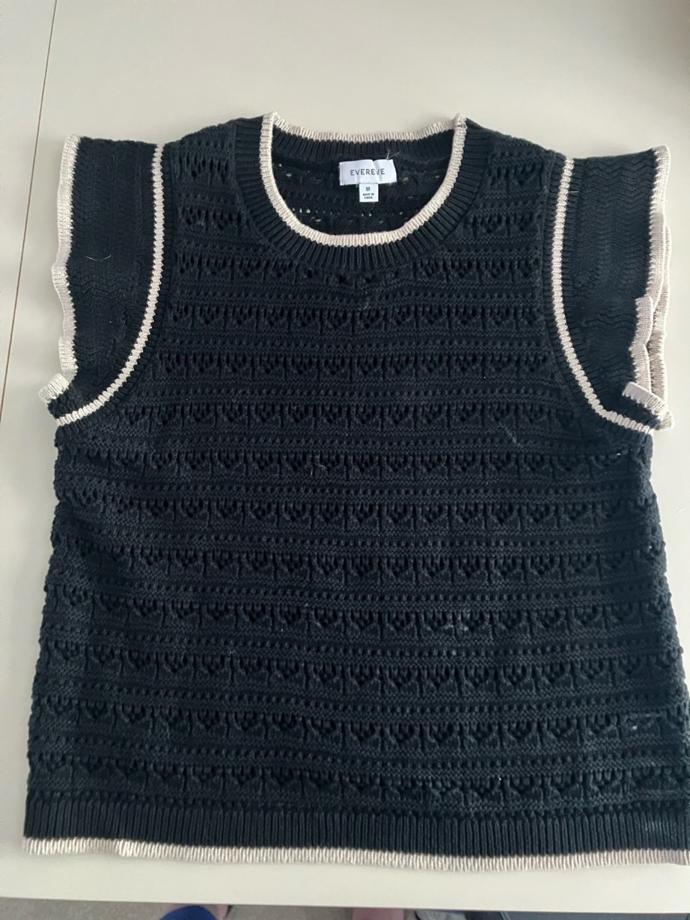 Evereve Black Knit Sleeveless Top with Cream Trim